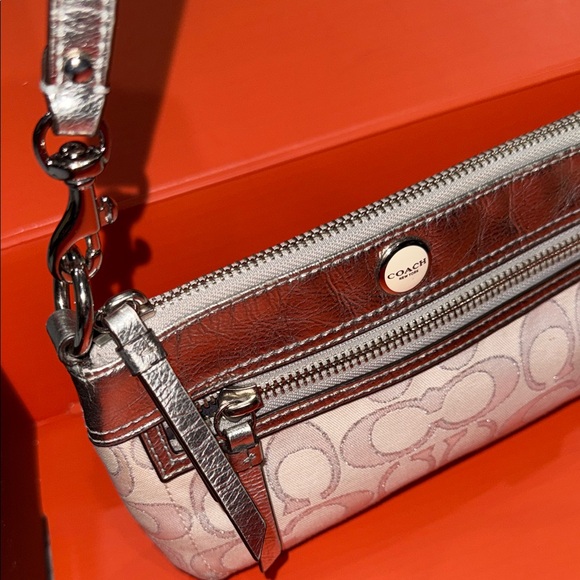 Coach Metallic Silver and Cream Shoulder Bag - Picture 7 of 14